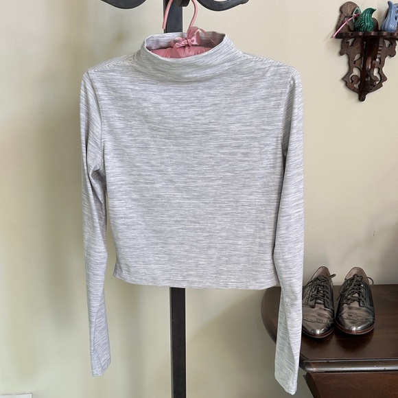 Lululemon, Cropped, Mock T-neck, Long Sleeve Top - Picture 1 of 3